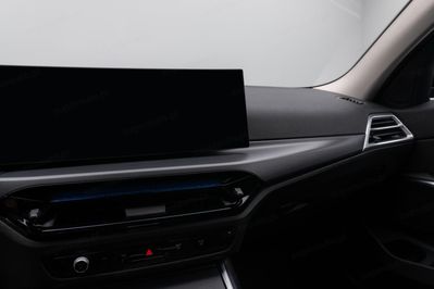 BMW Seria 3 330i xDrive