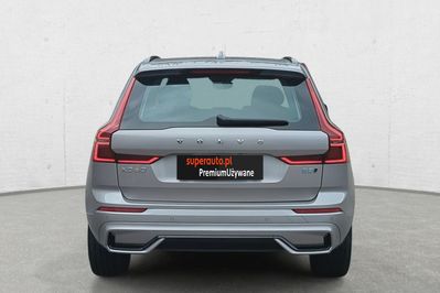 Volvo XC60 B5 B AWD Plus Dark aut