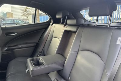 Lexus UX 250h GPF Business