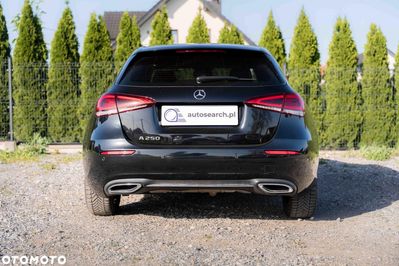 Mercedes Klasa A 250 Progressive 7G-DCT