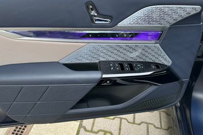 BMW Seria 7 M760e xDrive