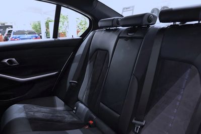 BMW Seria 3 318d M Sport