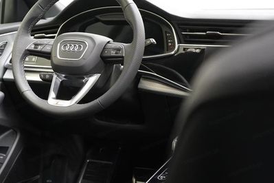 Audi Q8 TFSI e quattro