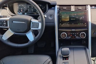 Land Rover Discovery D250 S