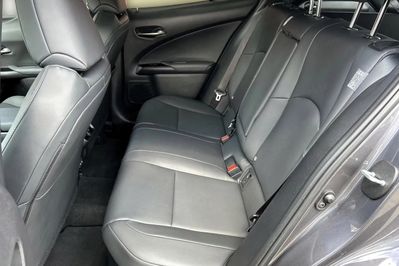 Lexus UX 250h GPF F Sport Design 2WD