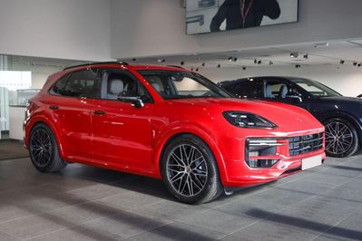 Porsche Cayenne E-Hybrid  Black Edition