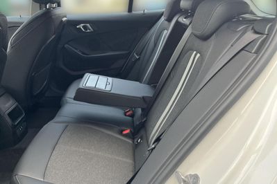 BMW Seria 1 118d Advantage aut