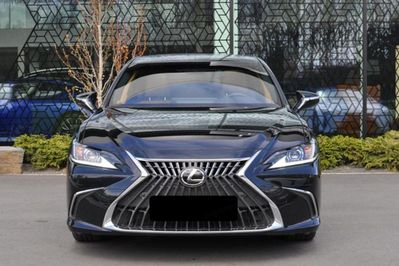 Lexus ES 300h Business Edition 2.5 E-CVT