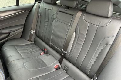 BMW Seria 5 Touring 530d xDrive M Sport