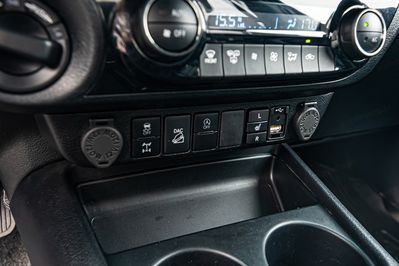 Toyota HiLux Double Cab Invincible
