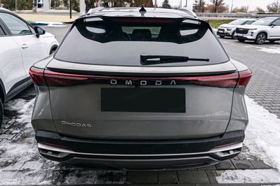 Omoda 5 1.5 T-GDI Hybrid Premium DHT