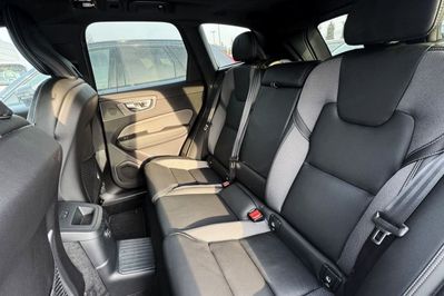 Volvo XC60 T6 Plug-In Hybrid AWD Ultra Dark aut