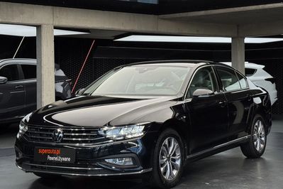 Volkswagen Passat 2.0 TSI Elegance DSG