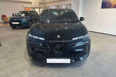 Alfa Romeo Junior 1.2 Ibrida