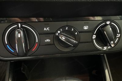 Skoda Fabia 1.0 TSI Ambition DSG