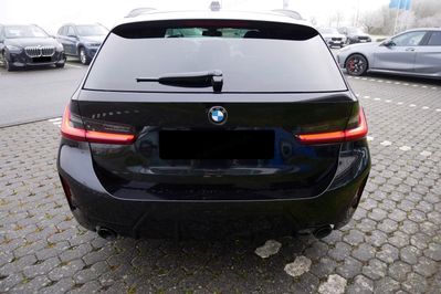 BMW Seria 3 Touring 330i xDrive M Sport