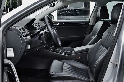 Skoda Superb 2.0 TDI SCR L&K DSG