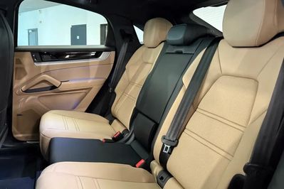 Porsche Cayenne Coupe E-Hybrid