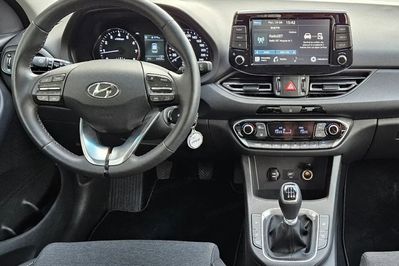Hyundai i30 1.5 T-GDI 48V Smart