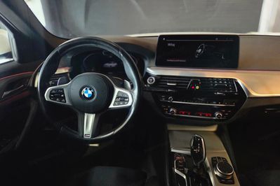 BMW Seria 5 520d xDrive mHEV