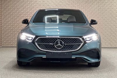 Mercedes E Klasa 300 de 4-Matic AMG