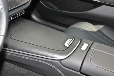 Mercedes Klasa E 220 d 4-Matic AMG