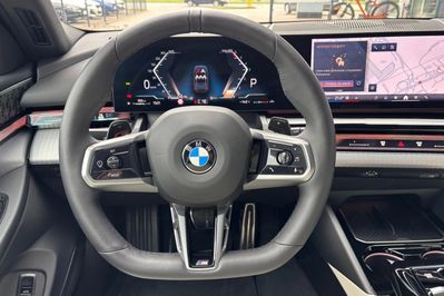 BMW Seria 5 Touring 520d xDrive M Sport