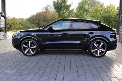 Porsche Cayenne Coupe Black Edition