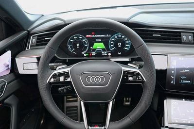 Audi Q8 SQ8 TFSI quattro Tiptronic