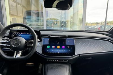 Mercedes Klasa E 300 e 4-Matic AMG