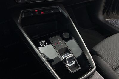 Audi A3 30 TFSI mHEV S tronic