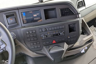 MAN TGL 12.250 4x2 Autotransporter