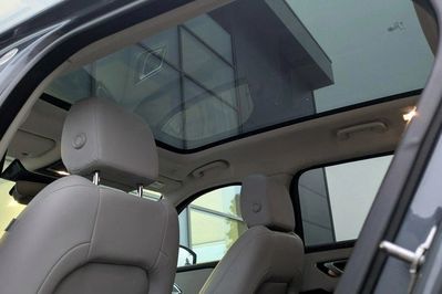 Land Rover Range Rover Velar D200 S