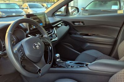 Toyota C-HR 1.8 Hybrid Style