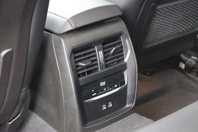 BMW Seria 3 320i xDrive