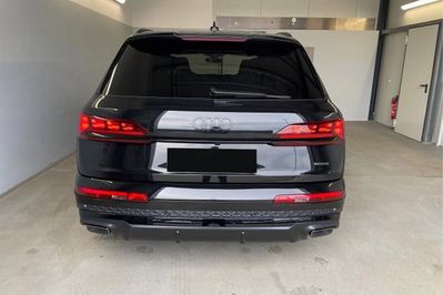 Audi Q7 50 TDI quattro S Line