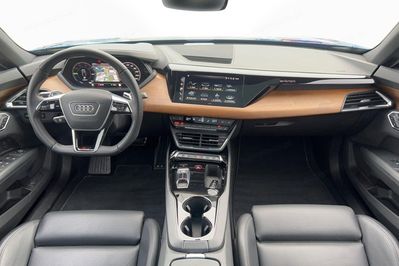 Audi e-tron GT RS quattro