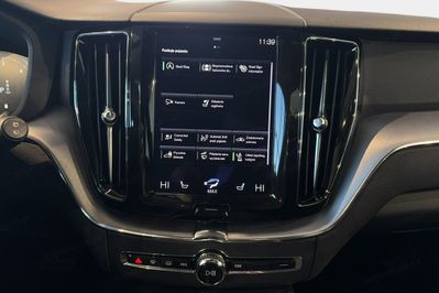 Volvo XC60 B4 D Momentum Pro