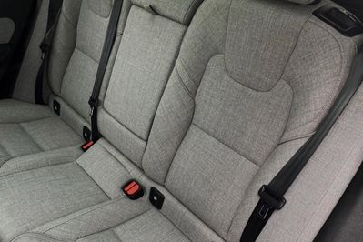 Volvo XC60 T8 Plug-In Hybrid AWD Ultra Dark