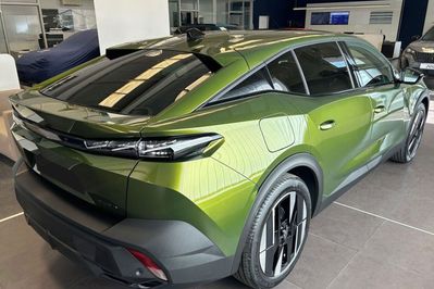 Peugeot 408 GT Exclusive e-DCS7 1.6 Plug-in Hybrid