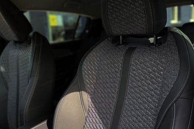 Peugeot 308 Business EAT8 1.5 BlueHDi