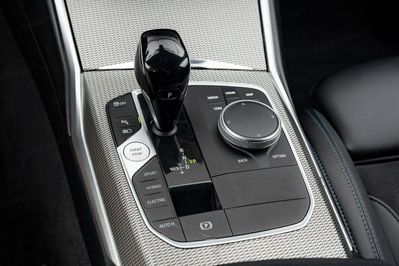 BMW Seria 3 330e xDrive M Sport sport-aut