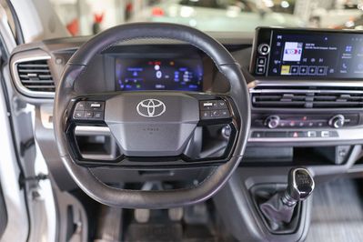 Toyota Proace Verso Long L2H1 Business