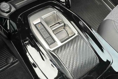 Peugeot 2008 Allure e-DCS 1.2 mHEV