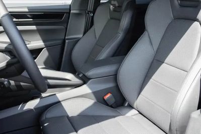 Porsche Macan 4