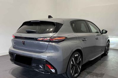 Peugeot 308 GT Exclusive S&S e-DCS6 1.2 mHEV