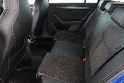 Skoda Superb 2.0 TDI SCR Sportline DSG