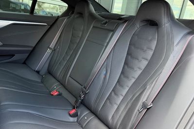 BMW Seria 8 840d xDrive M Sport