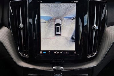 Volvo XC60 B5 B AWD Plus Dark