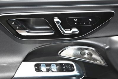 Mercedes Klasa E 220 d 4-Matic AMG